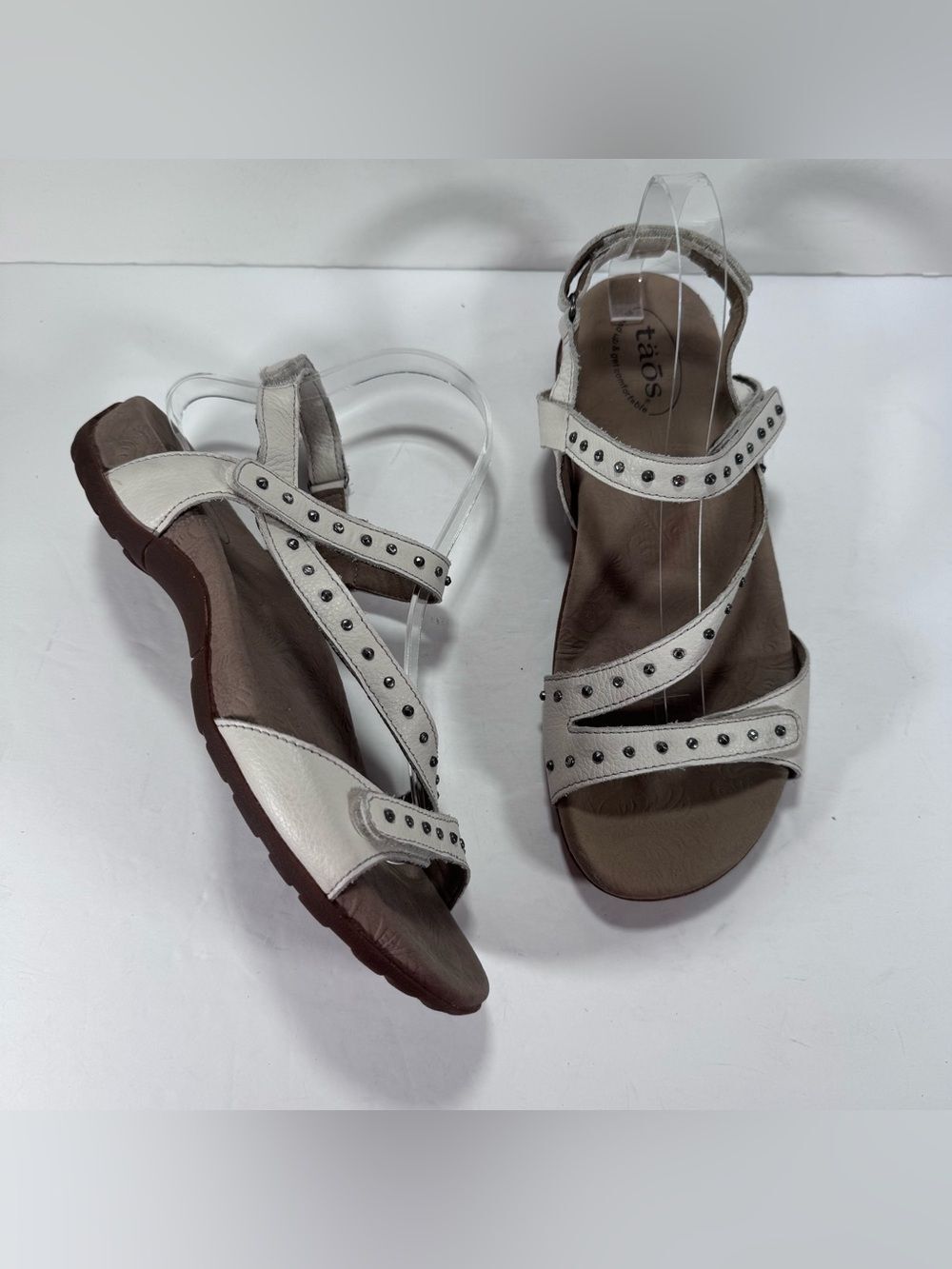 Taos Dazzle Cream Off White Studded Leather Strappy Comfort Sandals Women 10